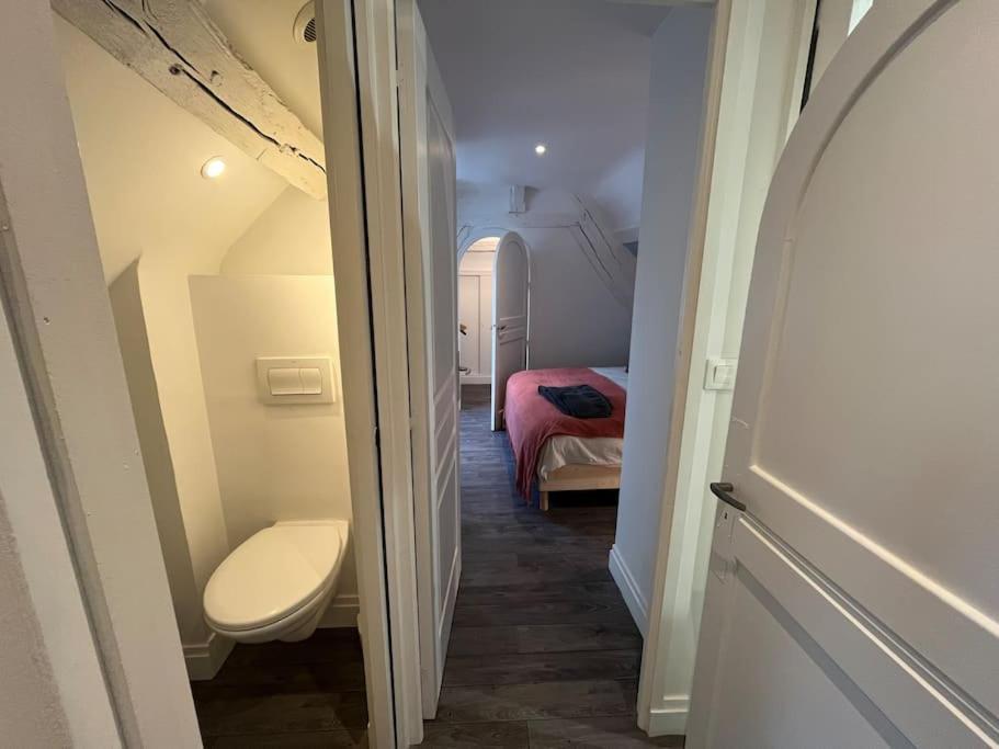 Appartement Avec Terrasse En Plein Coeur De Vernon 外观 照片